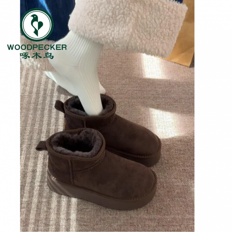 啄木鸟厚底加绒保暖雪地靴女2025冬季新款增高防滑短筒东北棉鞋子