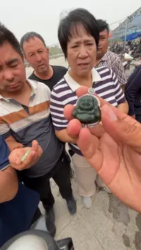 未镶嵌和田玉挂件和田玉
