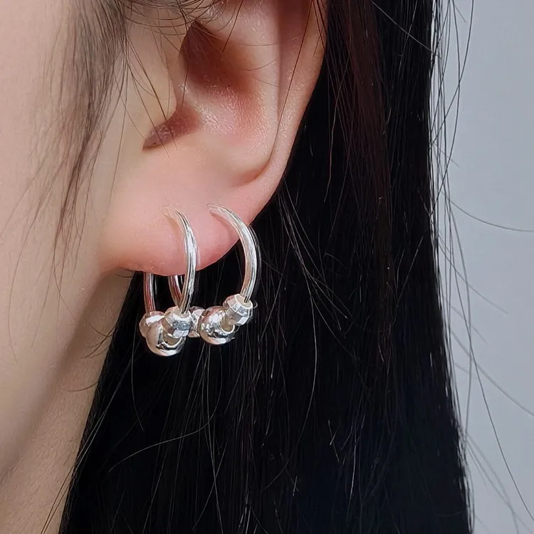 足银耳饰 足银亮面圆珠耳圈防过敏时尚百搭个性