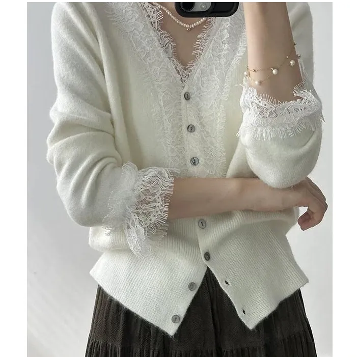 职业阿玛诗官2025秋冬款蕾丝V领拼接针织开衫长袖修身内搭打底衫