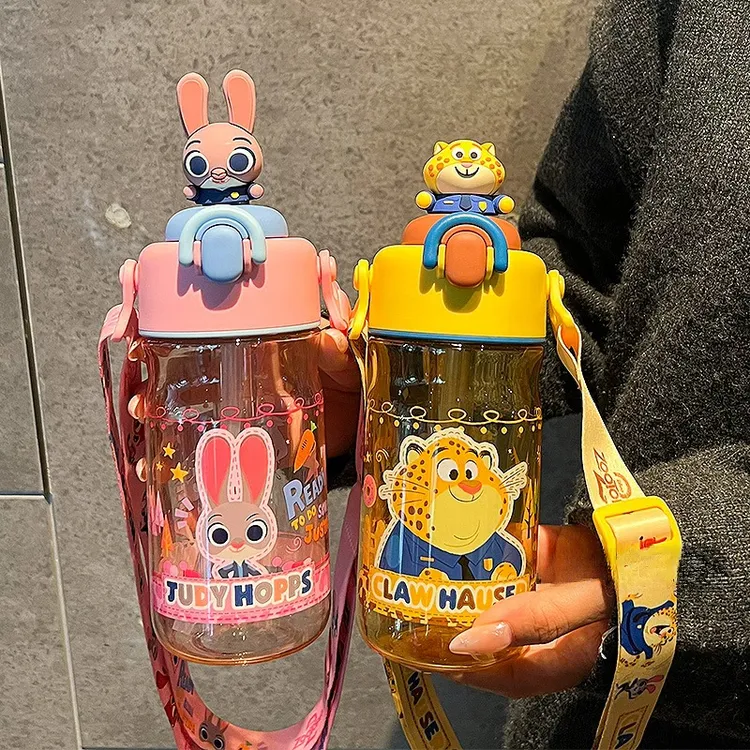 儿童喷雾水杯疯狂动物城正版塑料吸管杯运动水壶降温神器便携学生