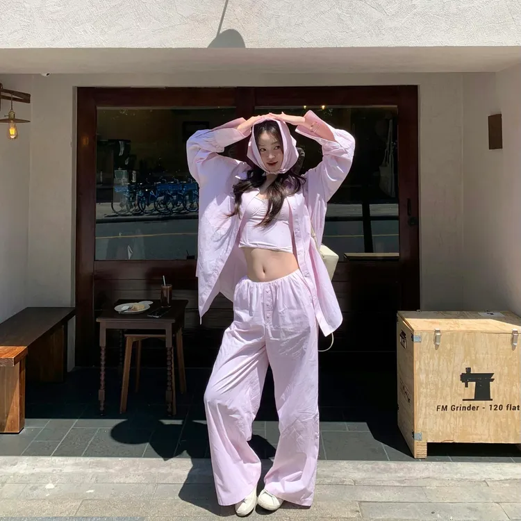 慵懒风松弛感套装女2025夏季新款长袖防晒衬衫吊带休闲长裤三件套