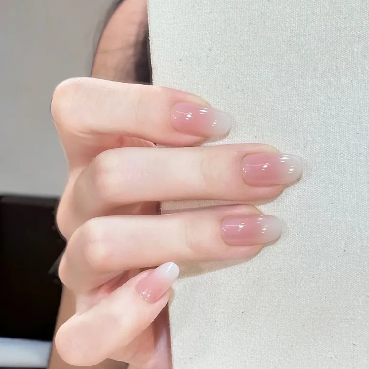 【凝露】许研同款~许我耀眼腮红渐变乳白手工穿戴甲气质显白美甲片