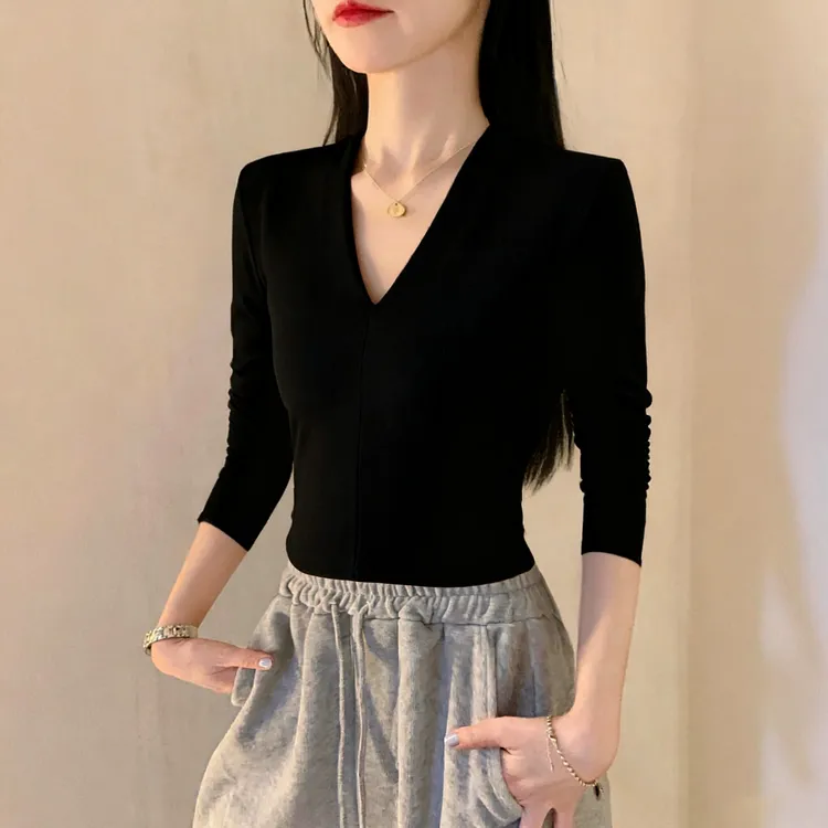 V领打底衫女2025秋冬季新款高级感皮草内搭长袖t恤早秋薄款上衣服