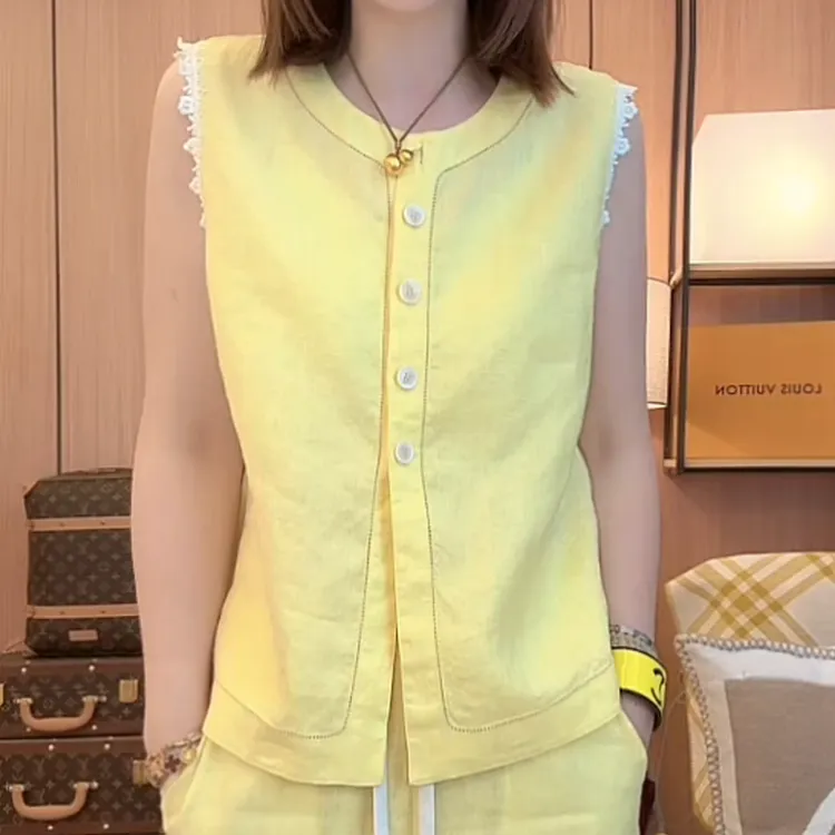 2025新款时尚短款马甲高级感蕾丝边无袖马甲LK2503327