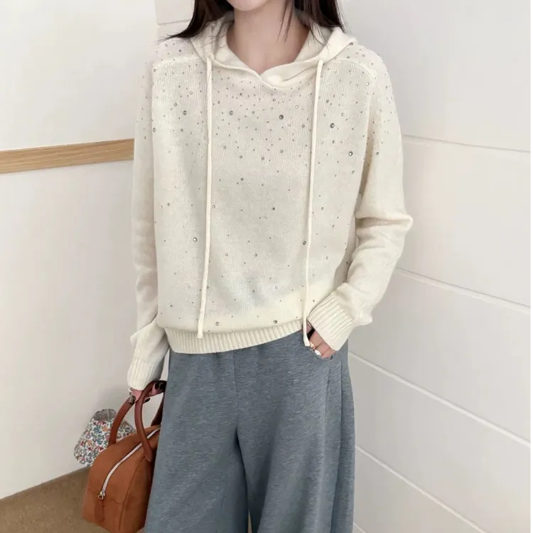 MT DISTORTION 重工烫钻连帽针织衫