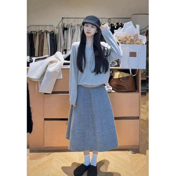 2025秋季新款韩系设计感宽松圆领长袖毛衣上衣气质高腰显瘦半身裙