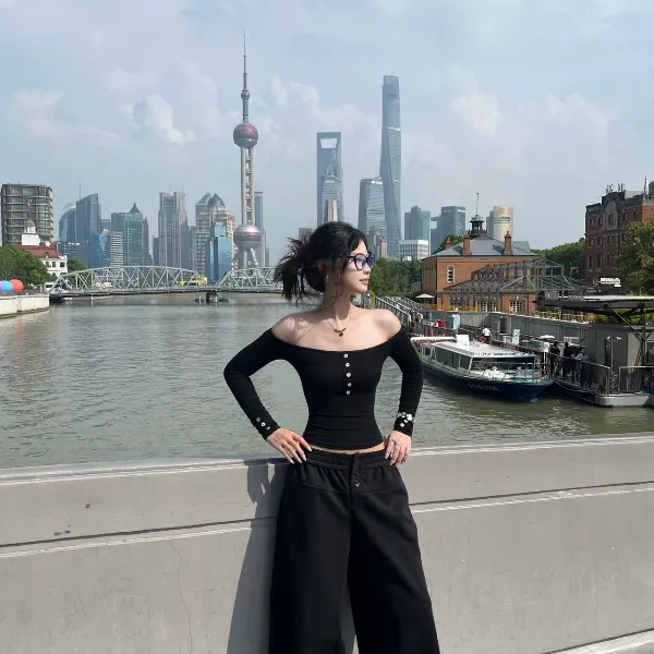 常规T恤超短款紧身打底衫显瘦针织长袖辣妹百搭修身时尚夏季