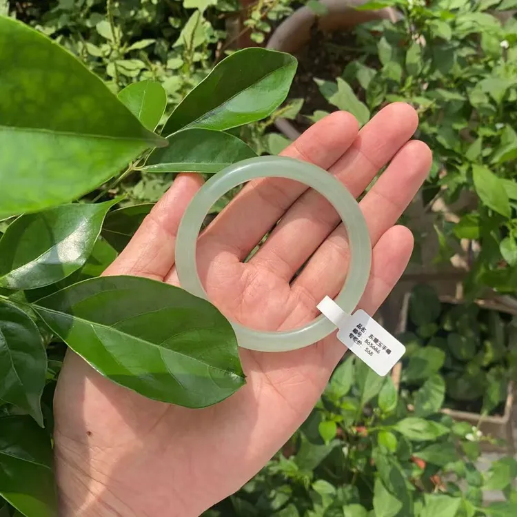 东陵玉古风正圈手镯