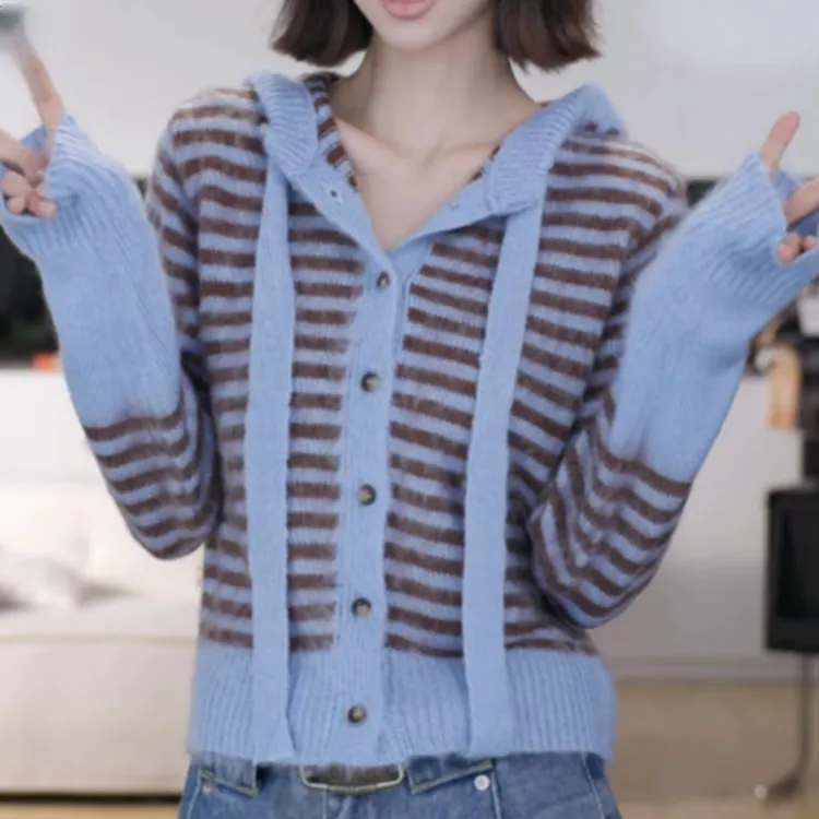 设计感条纹撞色针织开衫女秋冬2025新款帽衫短外套长袖毛衣开衫