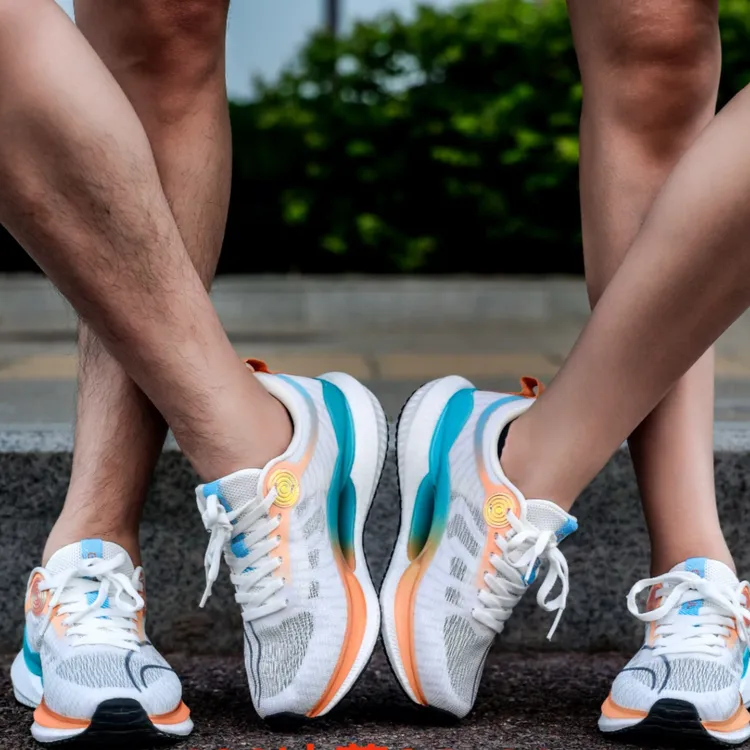 运动休闲鞋纳帕纹减震时尚休闲鞋透气运动鞋休闲跑鞋