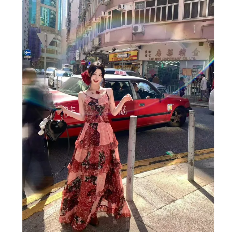 2025纯欲风吊带连衣裙