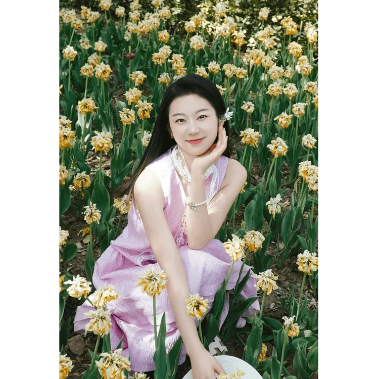 哥弟女装夏季新款无袖休闲百搭显瘦女士度假千金风女士休闲连衣裙