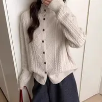 韩系方糖木扣全羊毛半高领麻花针织开衫韩版宽松显瘦毛衣上衣