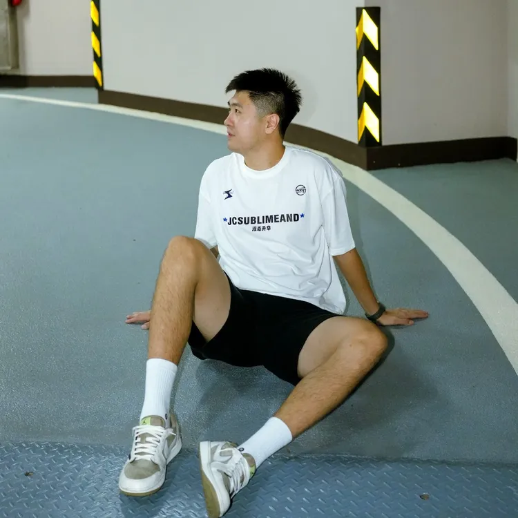 【王薪凯X液态升华】液态升华联名款纯棉260g短袖运动舒适印花T恤