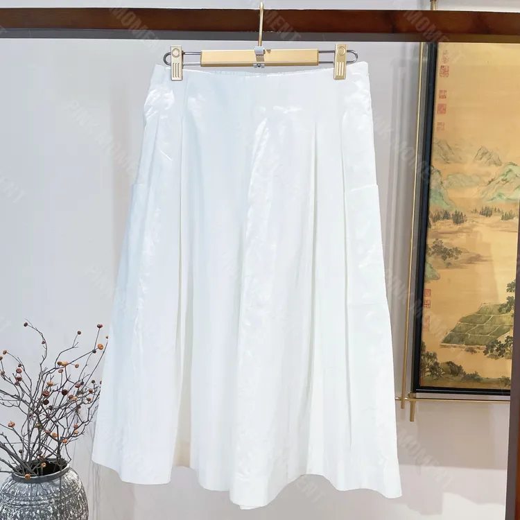 PM王囡囡 白/黑色后松紧腰裤裙 ND1A0482