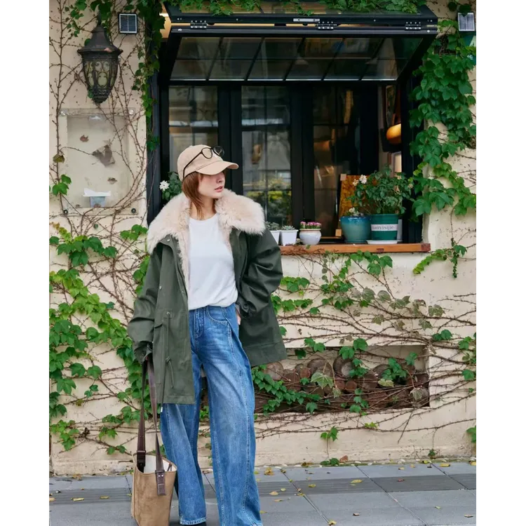 【奕潼•欧尼Seoul】薄荷奶绿&韩系时尚复古翻领拉链毛领外套-5260