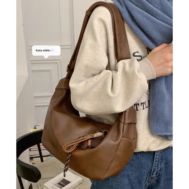 腋下包包女款爆款2025新款秋冬复古百搭通勤包韩系休闲单肩斜挎包