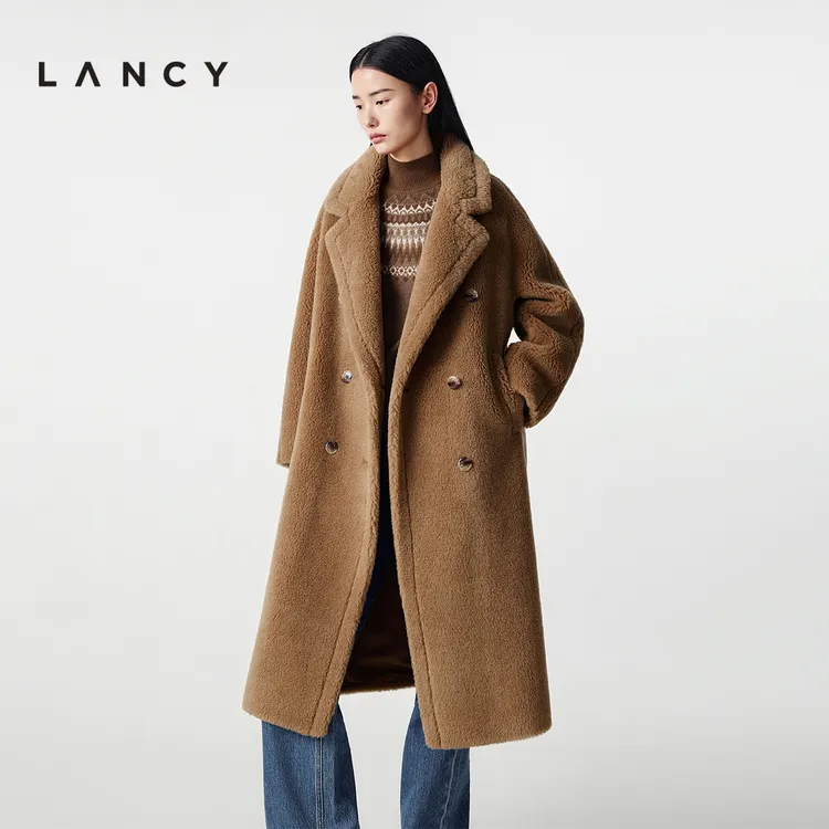 LANCY/朗姿冬季新款双排扣泰迪熊长款通勤大衣女气质保暖羊毛外套