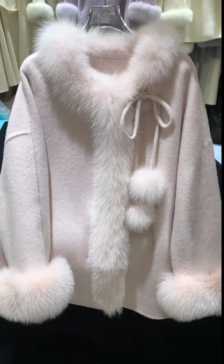 2025新款气质优雅双面毛呢保暖外套加厚宽松千金感粉色短款大衣