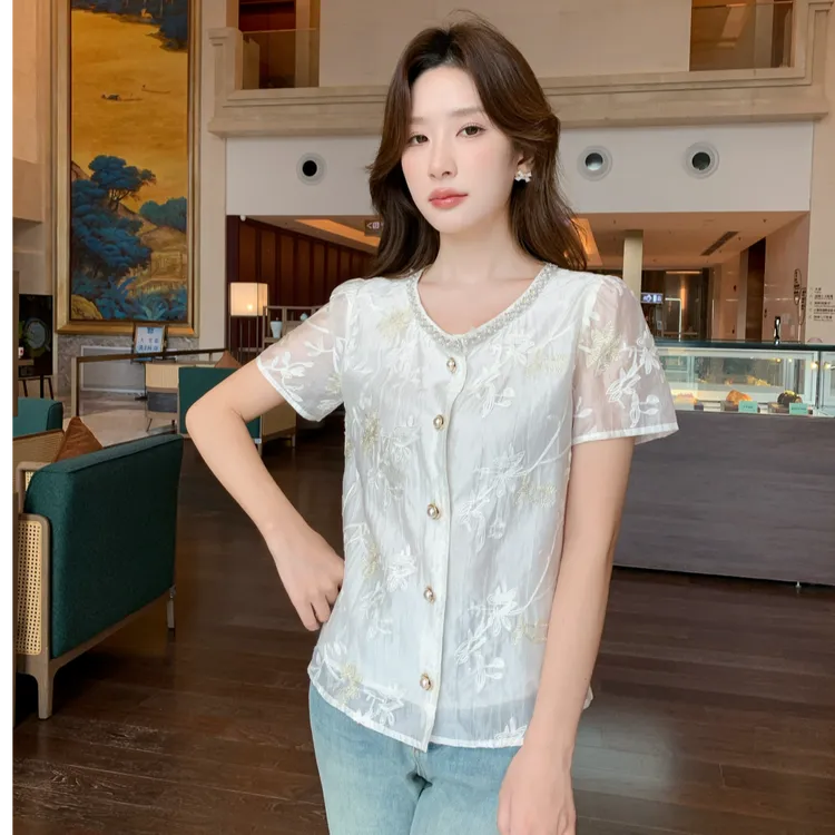 奢姿大码女装2025夏季减龄钉珠绣花衬衫胖妹妹时尚圆领百搭上衣