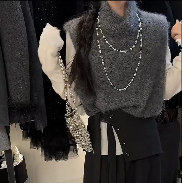 慵懒风高领针织马甲背心女秋冬季韩系超好看叠穿打底衣别致长裤子