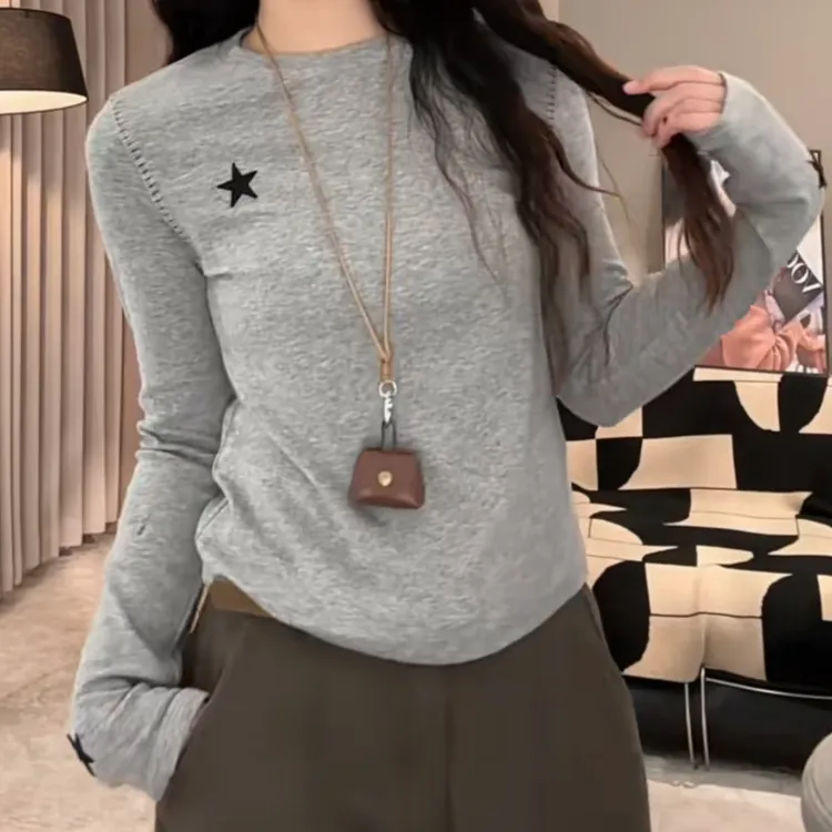 新款冬季刺绣图案慵懒松弛感休闲内搭长袖T恤打底衫LK2509358