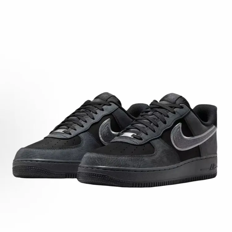 NIKE/耐克马年新款AIR FORCE1'07男空军双旦礼休闲鞋IB6842-002