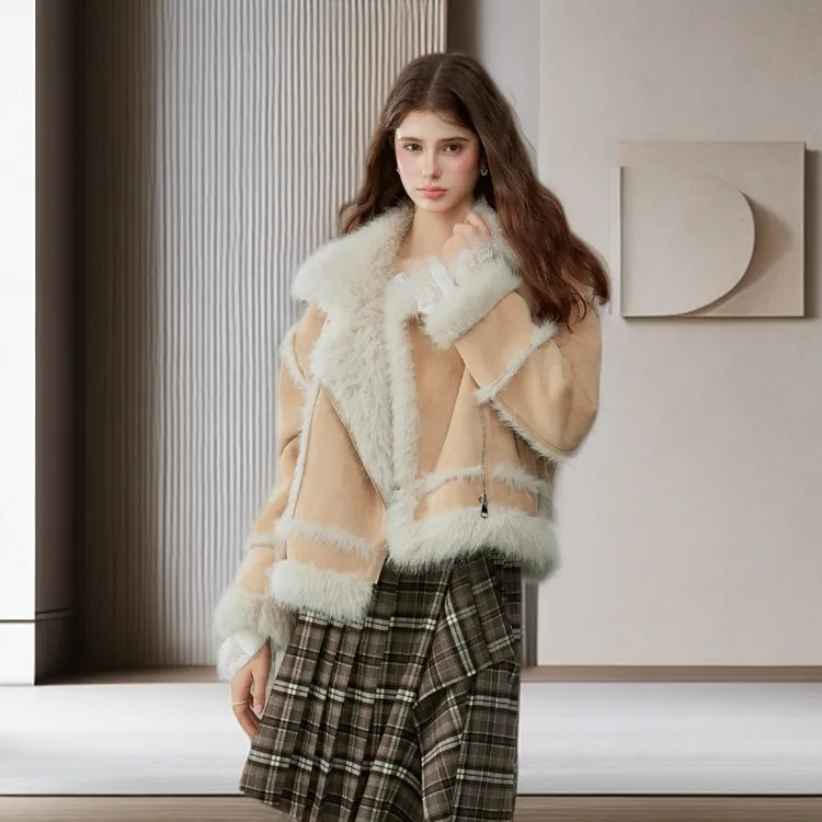 【熙地】冬季流行时尚潮牌女装保暖翻领加厚气质短外套 C14DW1248K