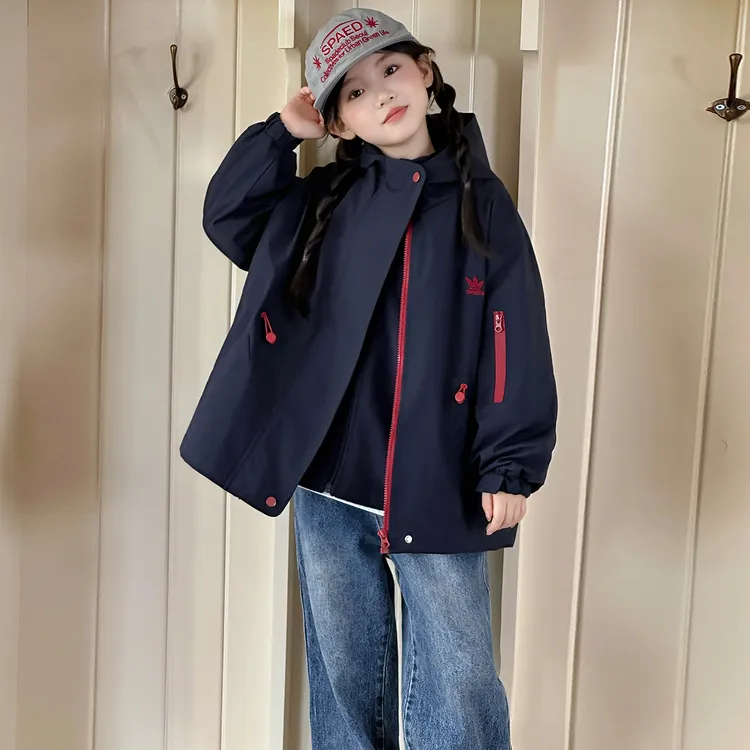 女童冲锋衣春秋季2025新款中大童洋气休闲连帽三合一可拆卸外套潮