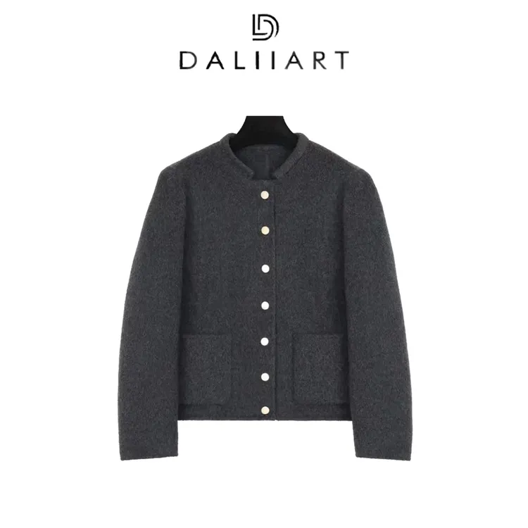 大丽高定 黑标小金扣 66支100绵羊毛圆领长袖双面呢大衣DLWT0116
