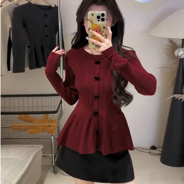 显瘦百搭毛针织衫设计感女针织上衣复古红荷叶边毛衣