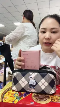 牦牛剖层皮革琪老板女包6号店超好看发图片款