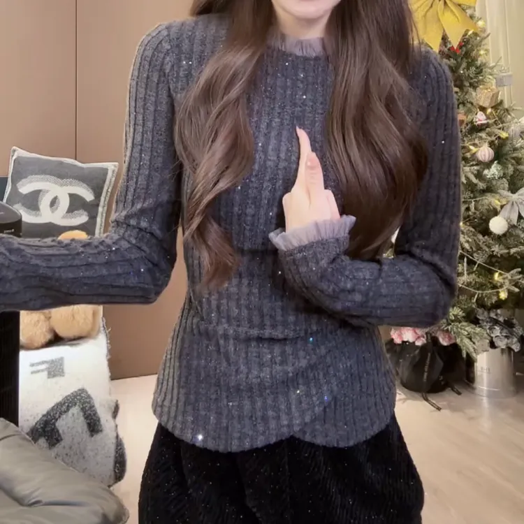 百搭显瘦设计蕾丝感拼接气花边气质上衣LK2501059