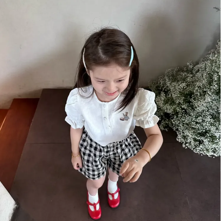 壹妈女童2025夏装新款童装洋气泡泡短袖上衣百搭格子休闲短裤套装