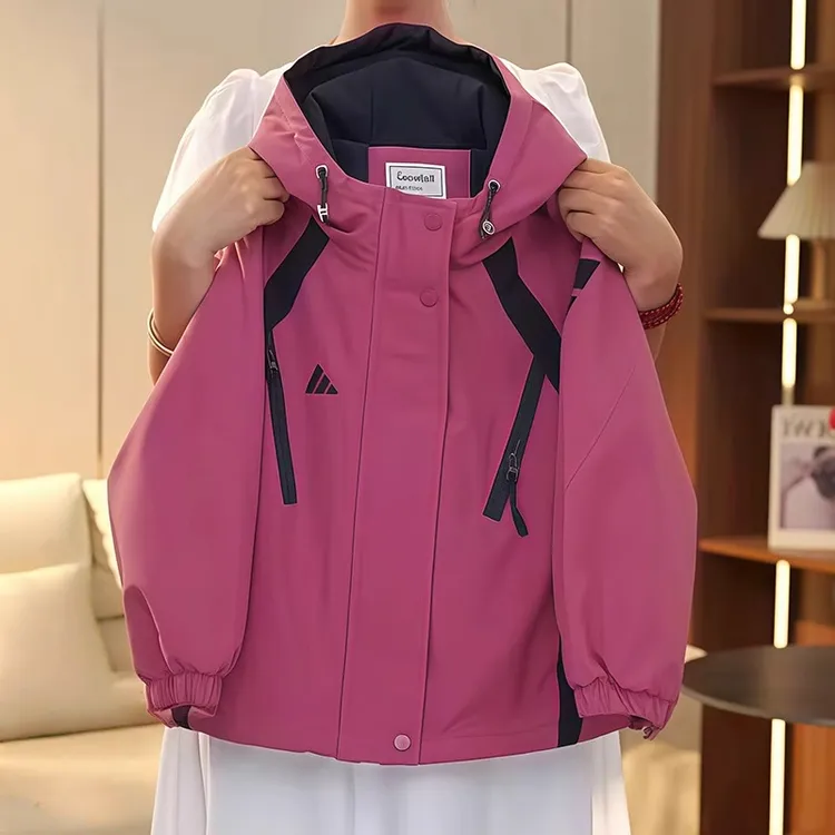 女童加绒冲锋衣外套秋冬2025新款防风加厚派克服甜酷运动风棉服潮