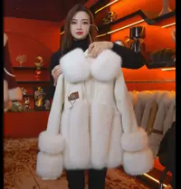 【3178】冬季新款轻奢时尚保暖重工铭牌皮毛一体保暖短款女士外套