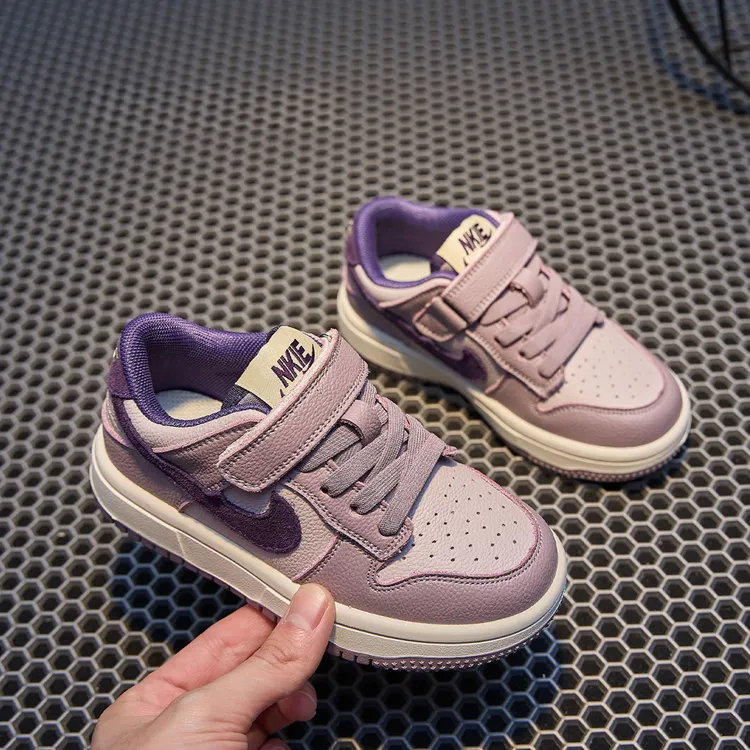 奥莱ajAJ童鞋紫色板鞋女童2025新款春秋季儿童鞋子运动鞋男童低帮