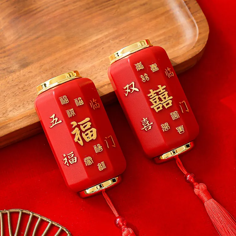 喜庆灯笼冰箱贴开瓶器二合一多用吉祥带磁吸家用啤酒开罐厨具用品