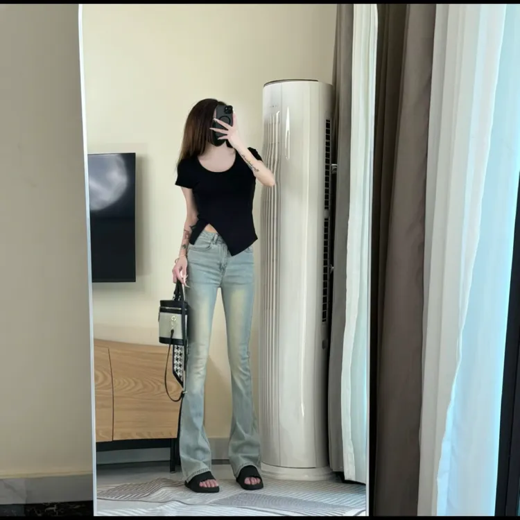 秋季出行复古修身显瘦浅蓝高腰微喇牛仔裤636时尚百搭裤子