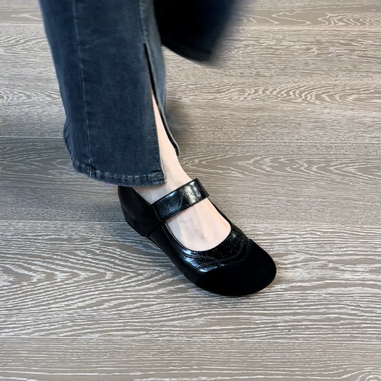 1CM羊猄皮浅口玛丽珍鞋皮鞋夏季单鞋魔术贴女士平底休闲乐福鞋