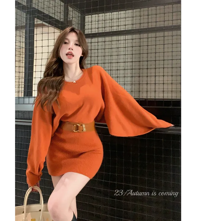 设计感蝙蝠袖送腰带收腰显瘦针织连衣裙纯欲性感圆领套头包臀短裙