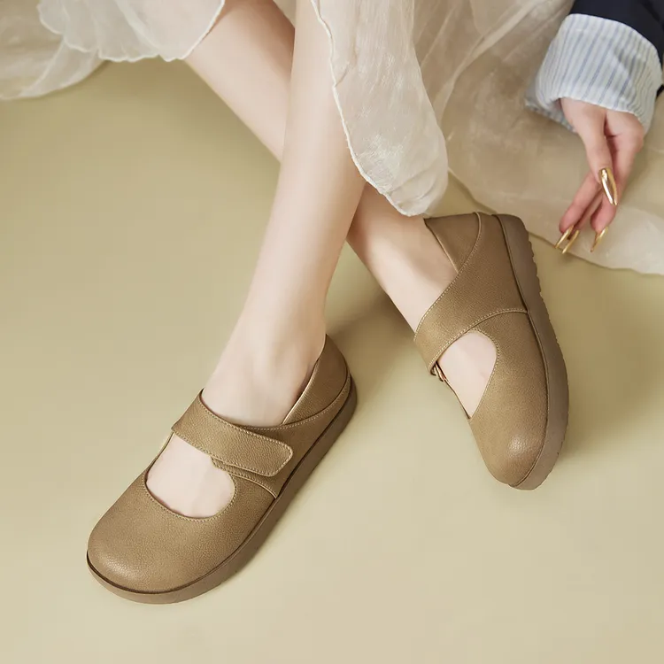 意尔康真皮魔术贴玛丽珍小皮鞋2025春季新款平底百搭软底轻便单鞋