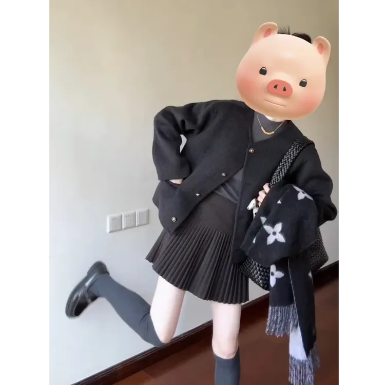 2025秋冬季新款时尚气质小香风法式高级感上衣外套短裙三件套