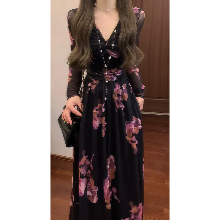 【徘徊】春季法式扭结V领印花连衣裙长袖气质显瘦修身长裙9107