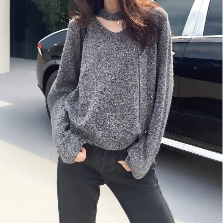 灰色软糯v领毛衣针织衫女2025新款秋冬季高级感洋气飘带内搭上衣