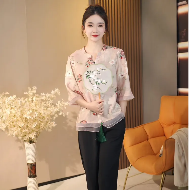 妈妈装2025夏装新款中国风上衣洋气V领衬衫中年女装宽松小衫套装