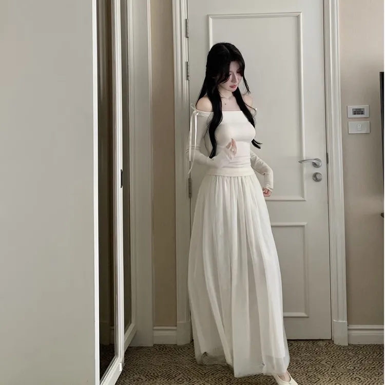 温柔系穿搭套装女2025春季新款一字肩抹胸长袖上衣法式半裙两件套