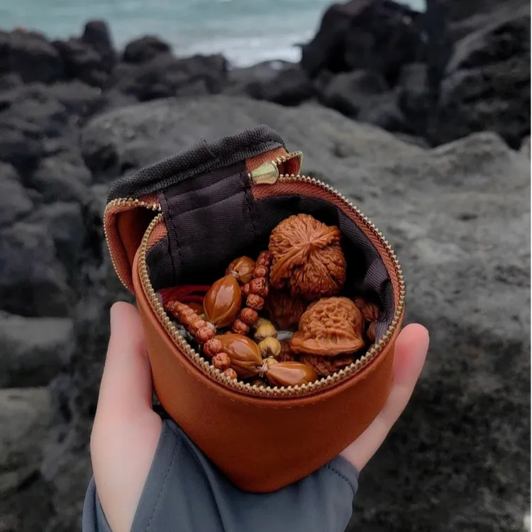 复古拉链手串收纳包小巧文玩袋核桃收纳袋盘珠袋子头层牛皮零钱包