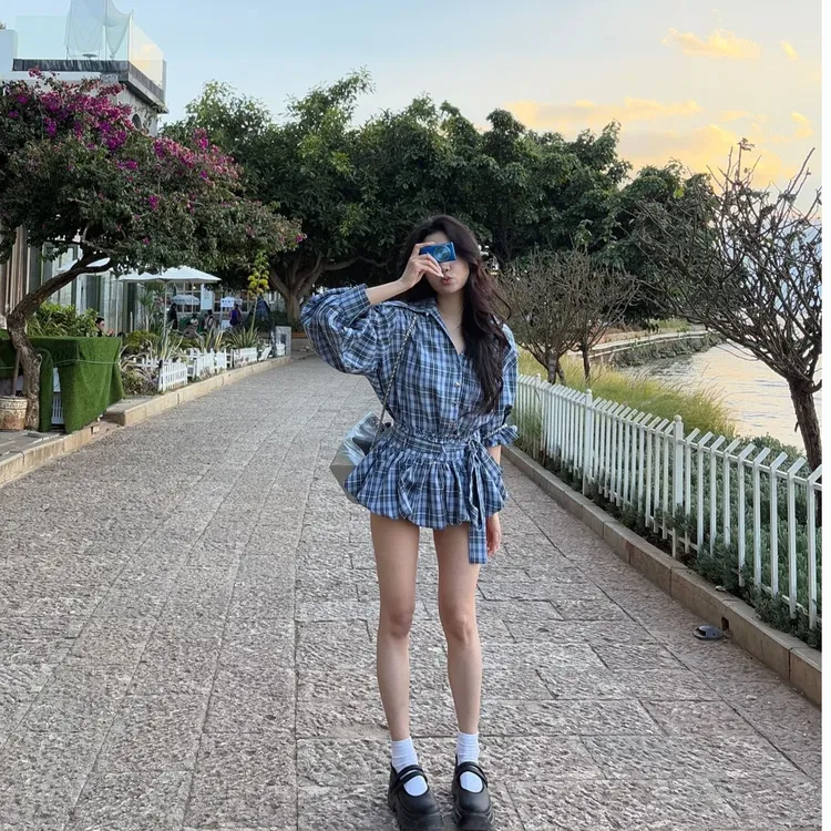 女夏新款 自由布鲁克 减龄宽松休闲格纹花苞裙裤衬衫设计感女套装